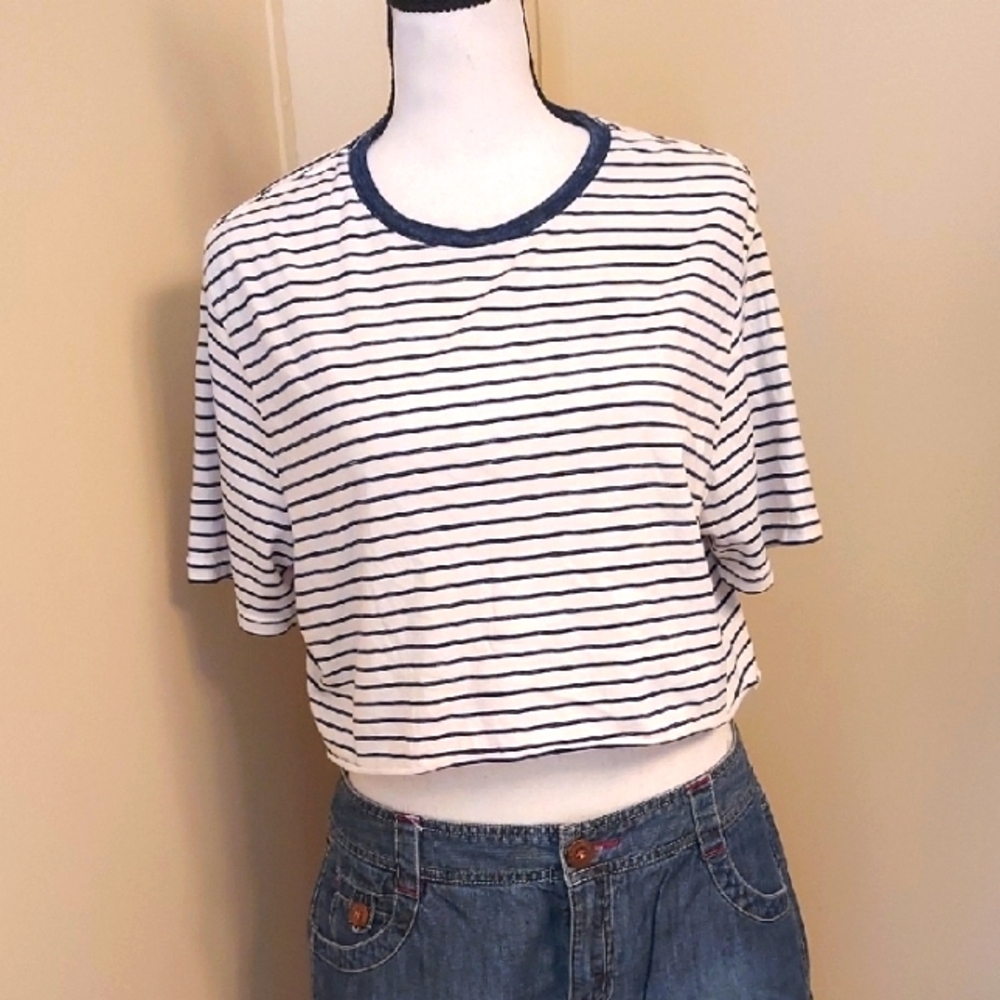 Goodfellow & Co Navy Blue and Tan Crop Top